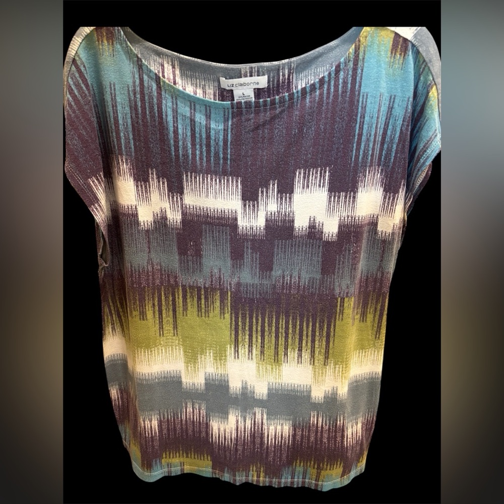 Women's large Liz Claiborne sleeveless top with distinctive bold pattern.